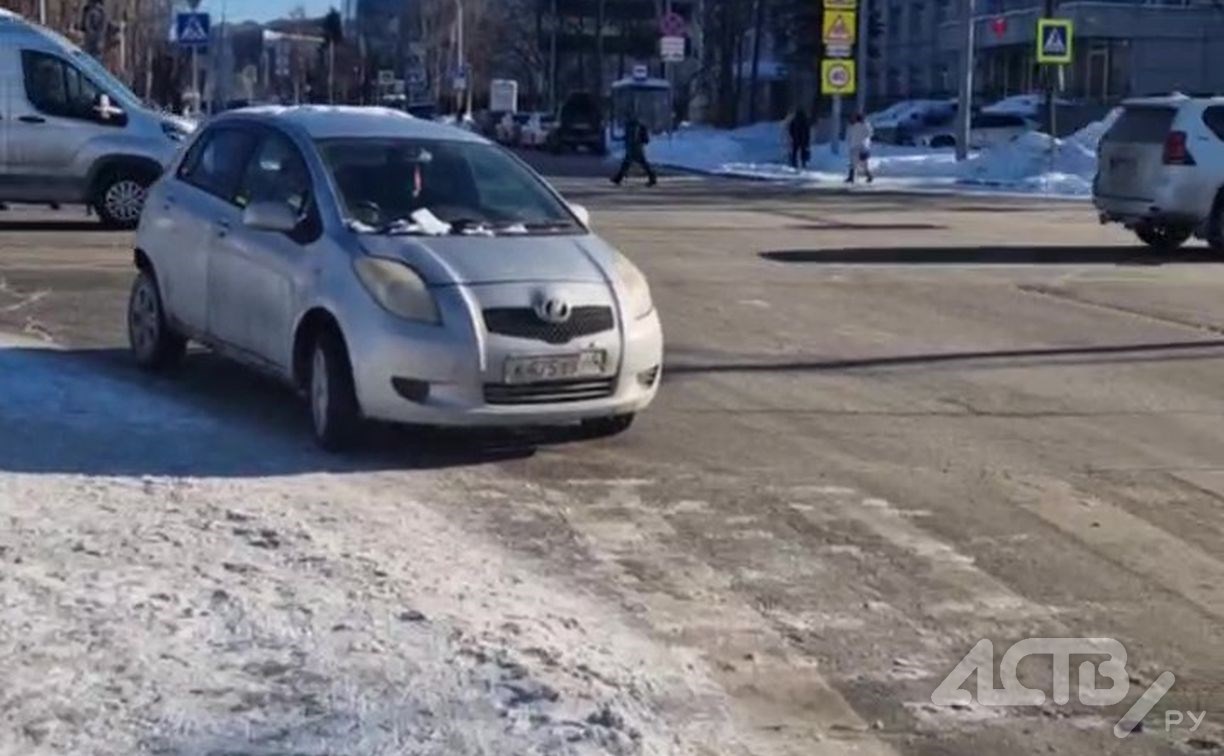 Гениально: самого "умного" автомобилиста нашли в Южно-Сахалинске