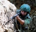 Военнослужащие ВВО на Сахалине обучаются штурмовать позиции условного противника