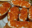Цены на красную икру выросли после землетрясения и цунами на Дальнем Востоке
