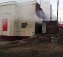 Пристройка к кафе "Лизгистан" загорелась в Корсакове