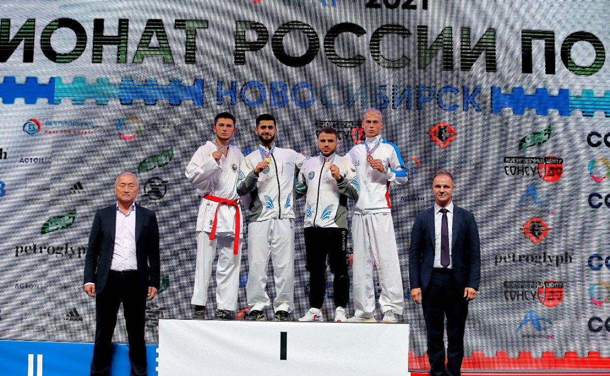 Сахалинец завоевал серебро чемпионата России по каратэ в Новосибирске