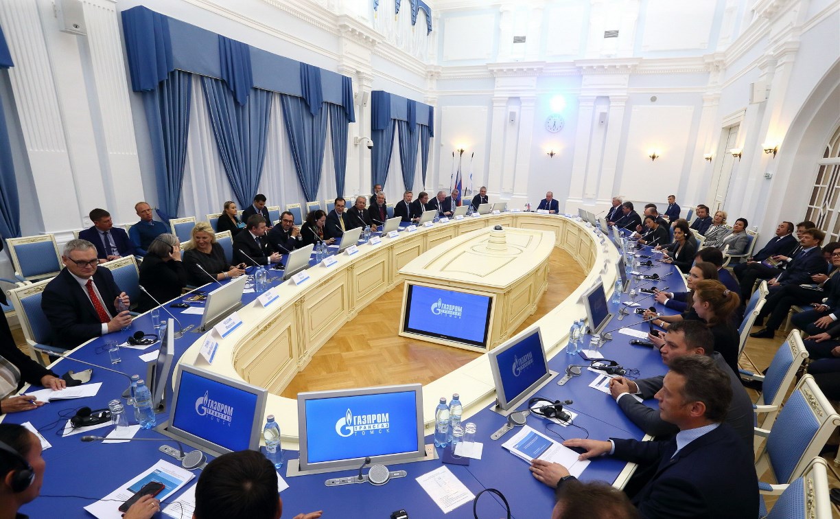 Европейские дипломаты посетили «Газпром трансгаз Томск»