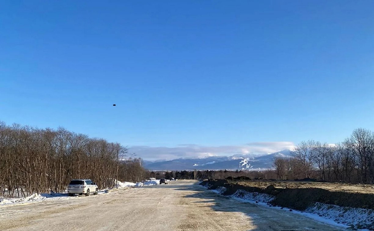 На западном объезде Южно-Сахалинска завершили устройство фундаментной части опор мостов и путепровода