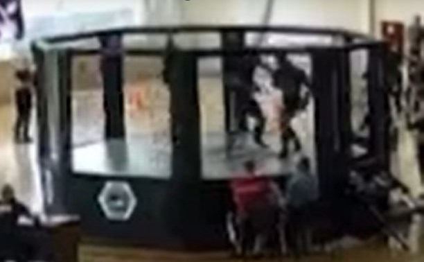 После удара в голову на турнире по ММА скончался 16-летний спортсмен