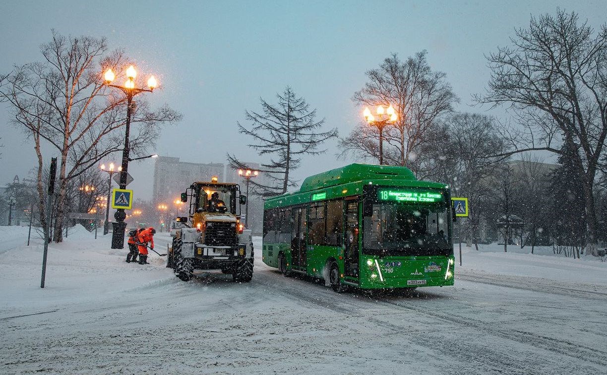 Какие автобусы ходят в Южно-Сахалинске 28 января: актуальный список маршрутов