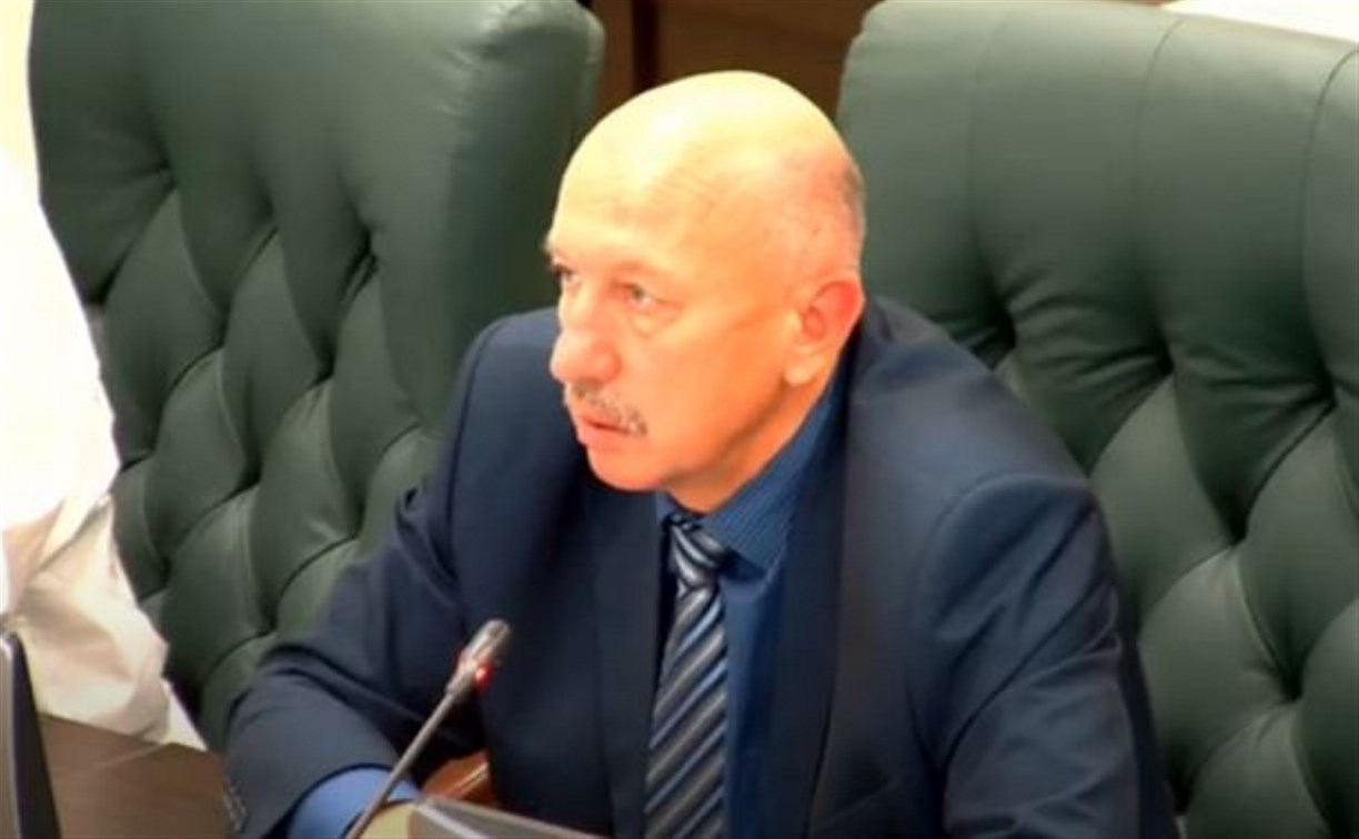 Сахалинский депутат назвал народные опросы о качестве услуг формализмом и фикцией