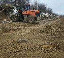 На федеральной трассе в Ногликском районе выполнили профилирование