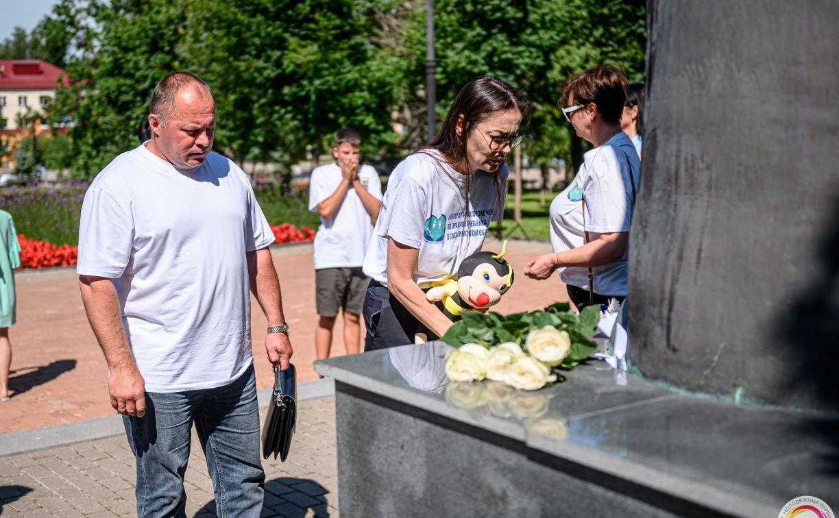 В Южно-Сахалинске почтили память детей, погибших в Донбассе