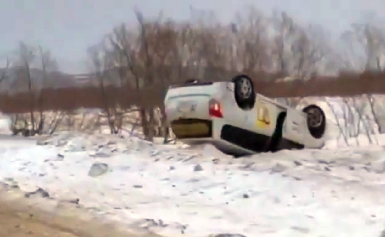 Автомобилисты вылетают с объездной дороги в Южно-Сахалинске