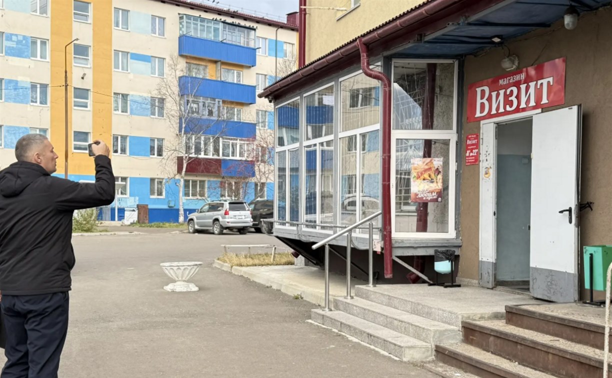 В Углегорске и Шахтерске нашли нарушения дизайн-кода