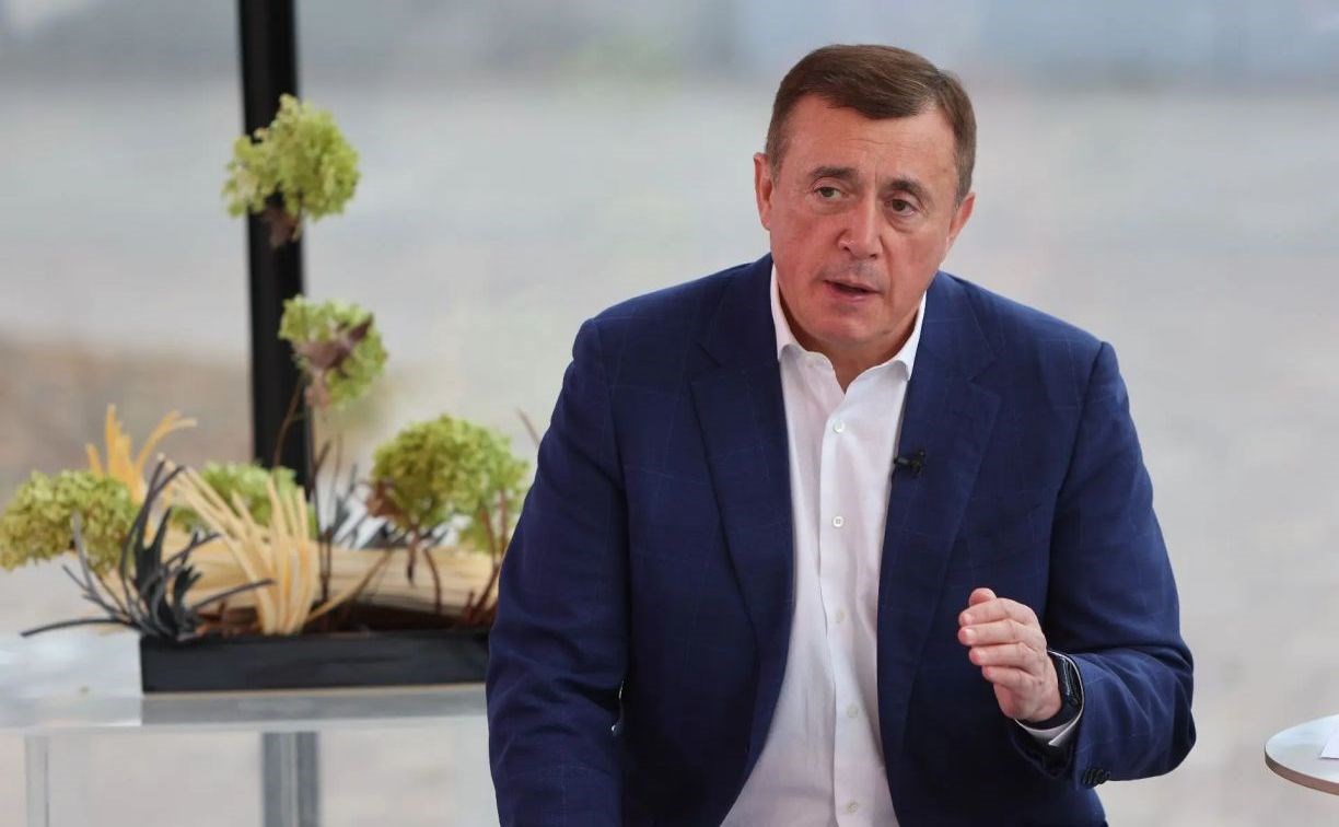 Жильё, дороги, топливо и демография: Валерий Лимаренко ответил на вопросы от СМИ региона