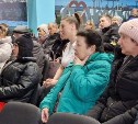 Крышу пострадавшего в пожаре многоквартирного дома в Невельске восстановят до весны