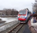 В День Победы в Южно-Сахалинске начала свою работу детская железная дорога (ФОТО)