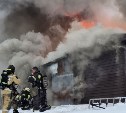 Пожар в СНТ в Южно-Сахалинске потушили на площади 150 квадратных метров 
