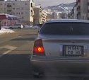 В Южно-Сахалинске автомобилист едва не спровоцировал лобовое столкновение