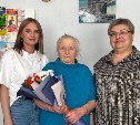 "Хочу дожить до 100": сахалинская педагог отметила 90-летний юбилей