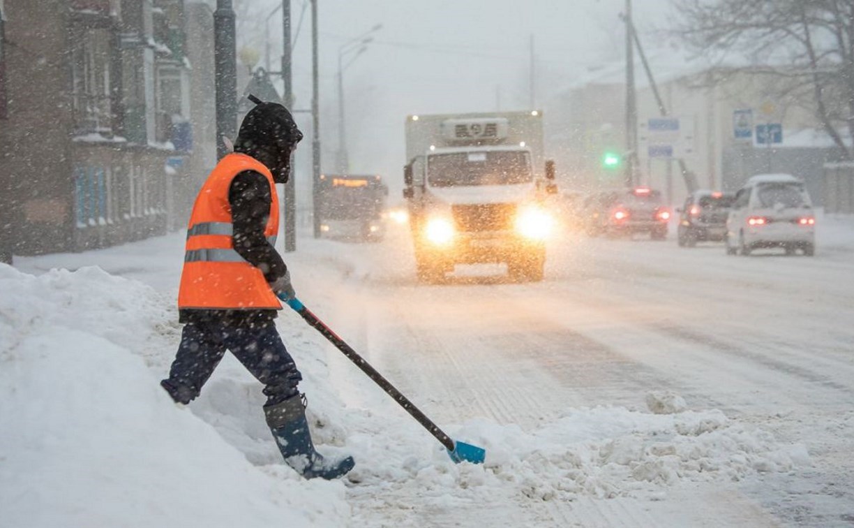 Мэрия Южно-Сахалинска продолжит субсидирование затрат УК на вывоз снега 