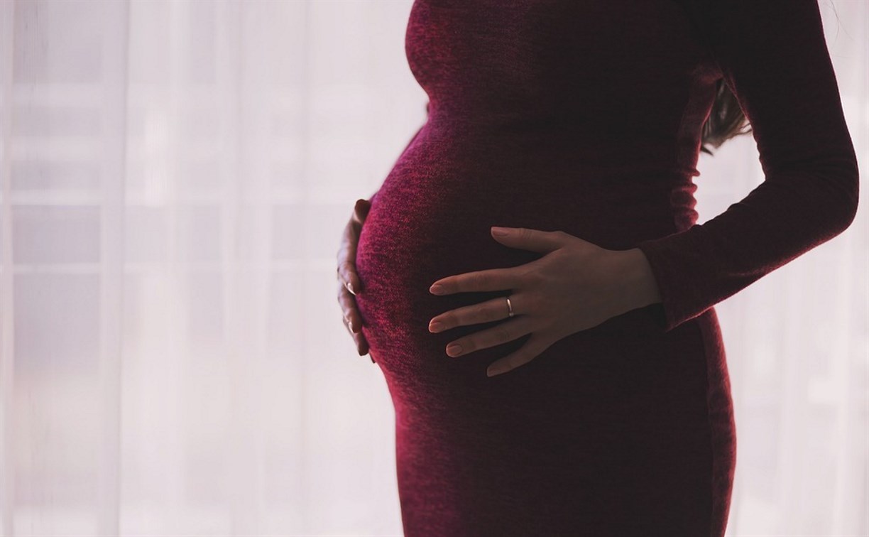 Бизнес-леди заплатит штраф за невыплату пособий беременной сотруднице
