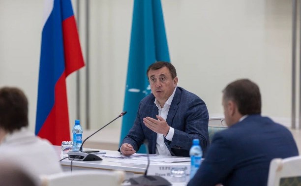 Губернатор Сахалинской области Валерий Лимаренко готов объявить недоверие четырём мэрам