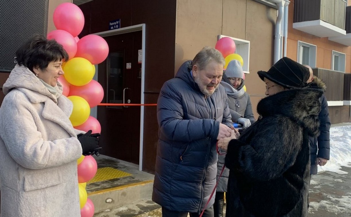 Три дома заселили в Долинске