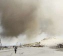 Вулканическим пеплом засыпало порт и часть города на Курилах