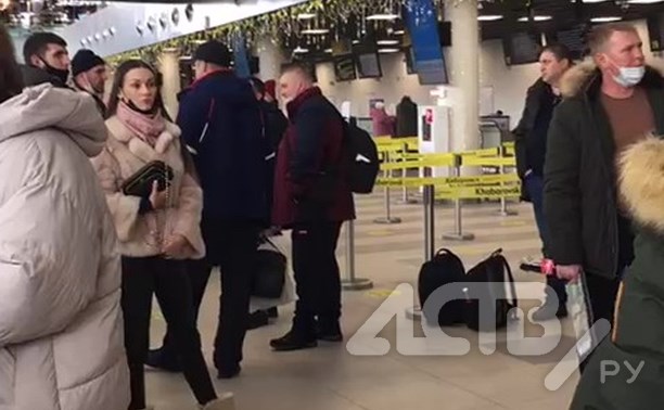 Пассажиры авиакомпании "Россия" из Москвы вместо Сахалина будут ночевать в Хабаровске