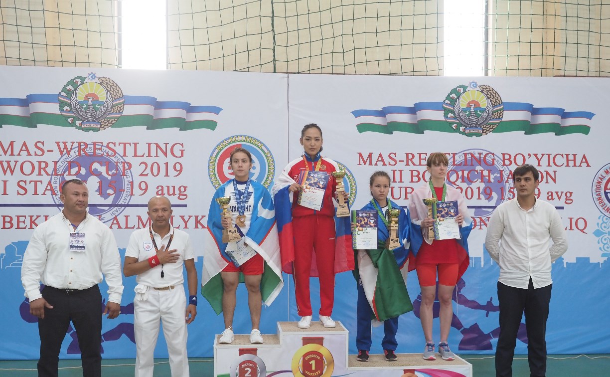 Сахалинка завоевала бронзу Кубка мира по мас-рестлингу