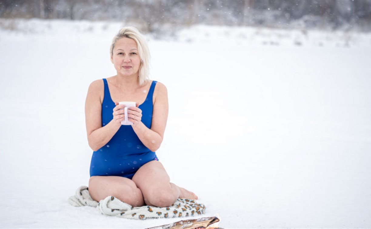 Ice Woman, победившая рак холодом, приглашает сахалинцев побегать по снегу и облиться водой
