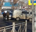 На проспекте Мира в Южно-Сахалинске столкнулись УАЗ и «тойота»