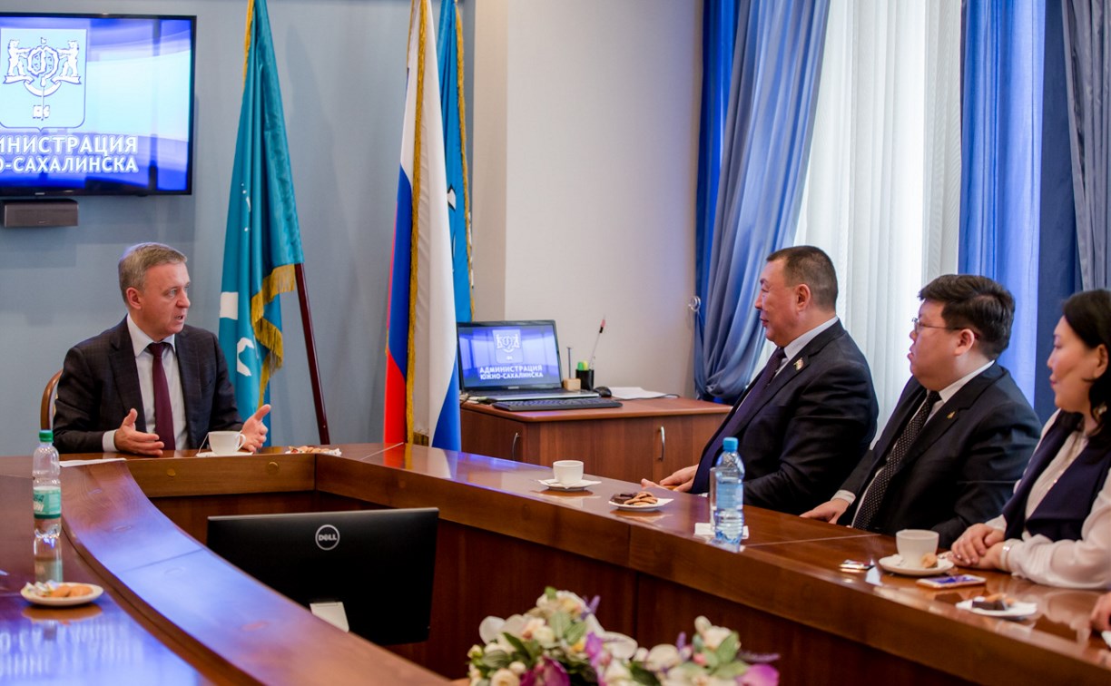 Завершился первый визит делегации из Якутска в Южно-Сахалинск