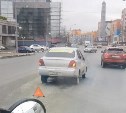 Двух юношей сбил автомобиль такси в Южно-Сахалинске