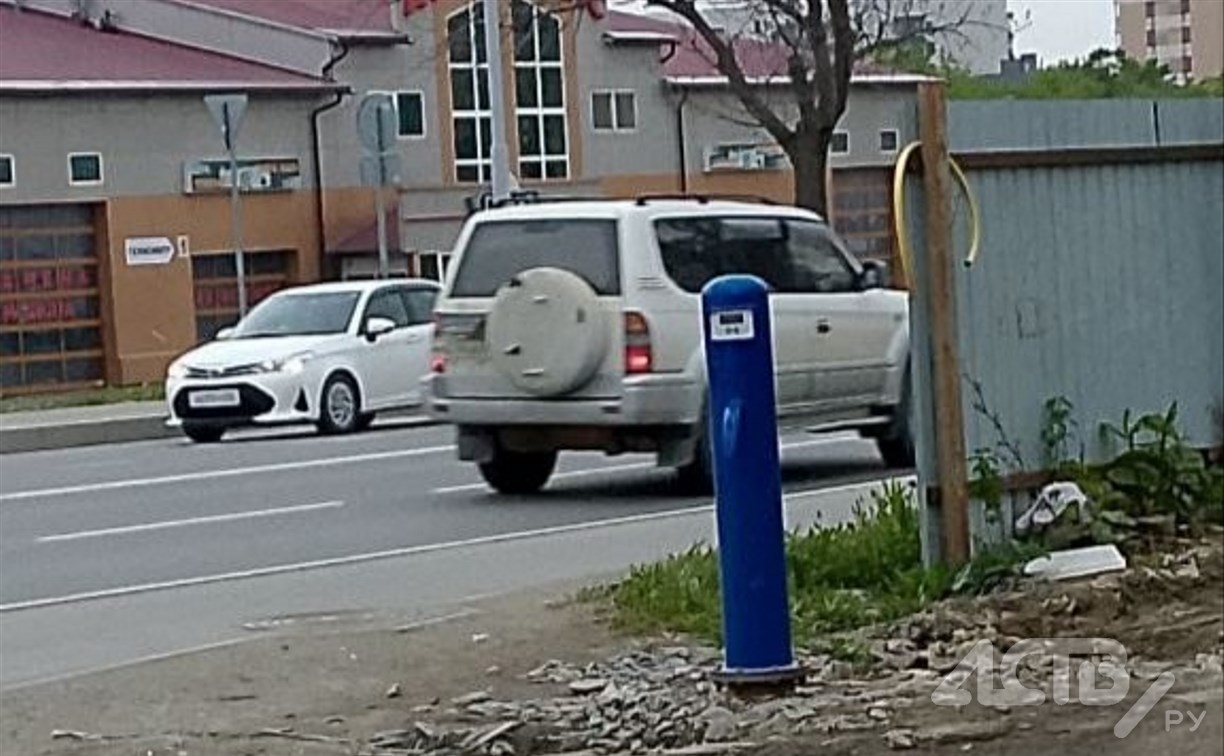 "За воздух платить будем?": в Южно-Сахалинске вызвало возмущение появление платной колонки