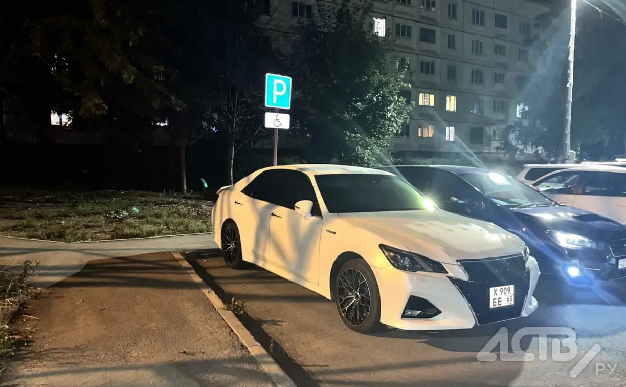 Скрылся после ДТП: полиция ищет свидетелей аварии на Украинской в Южно-Сахалинске