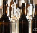 Почти 900 бутылок алкоголя изъяли из незаконного оборота в Южно-Сахалинске