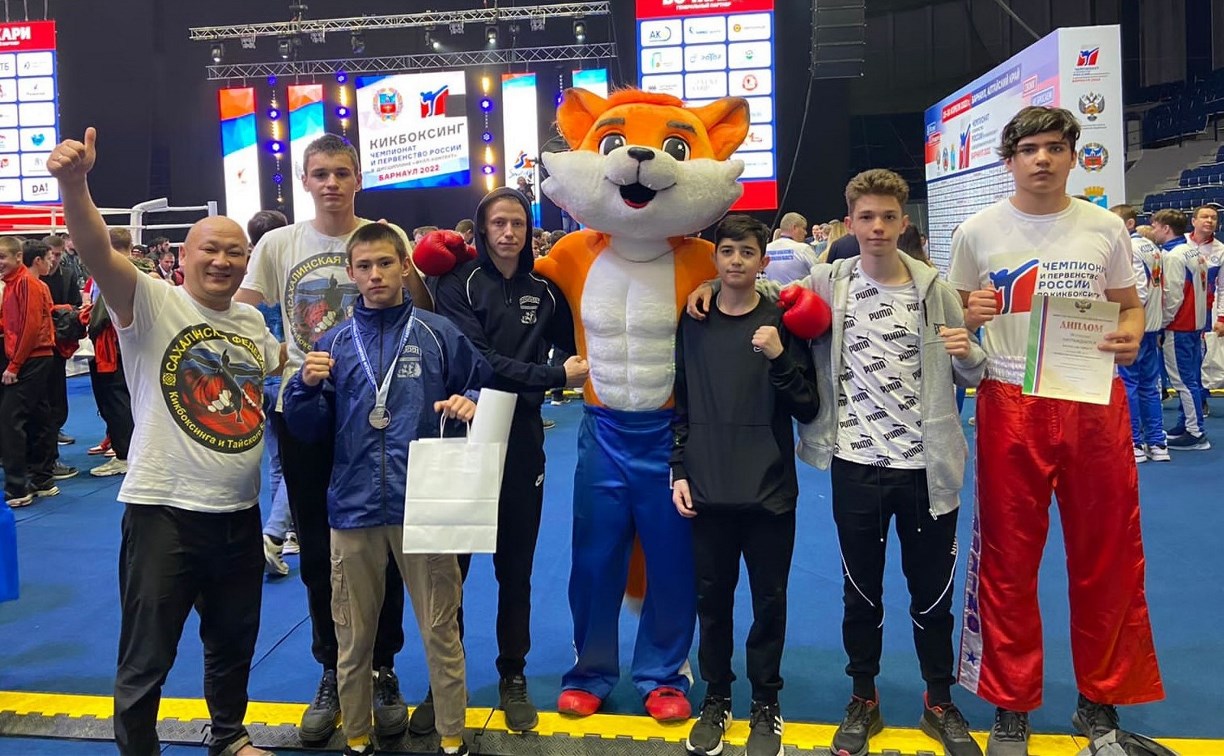 Сахалинские кикбоксеры стали призёрами чемпионата России