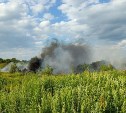 Крупный пожар потушили огнеборцы на бывшем полигоне ТБО в Поронайском районе 
