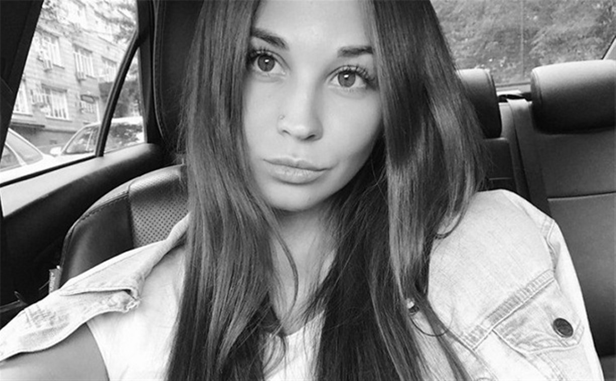 В авиакатастрофе под Москвой погибла невеста бывшего хоккеиста «Сахалина»