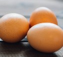 На Сахалине хотят расширить список магазинов с яйцами от птицефабрики без посреднических наценок