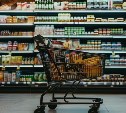 Пельмени против фруктов: чем отличаются продуктовые корзины у мужчин и женщин