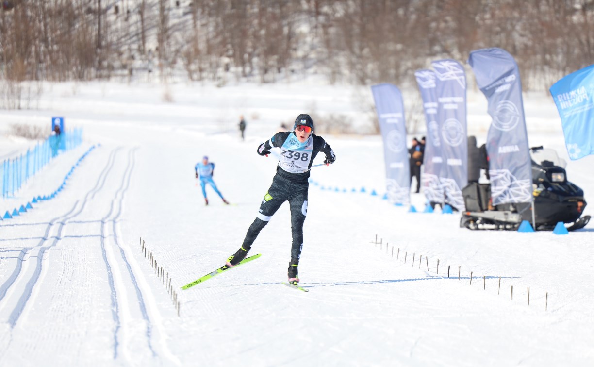 Более 1000 сахалинцев вышли на старт "Лыжни России"