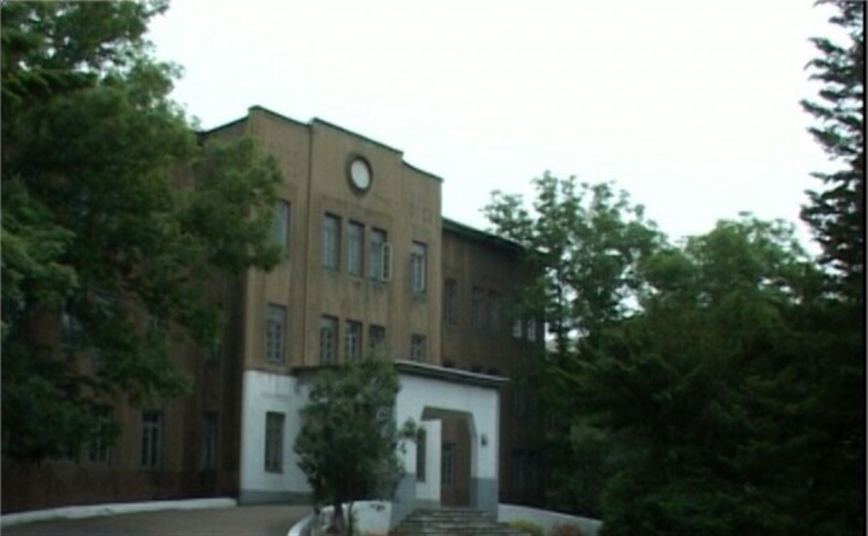 Культурно-исторический центр сделают в здании военного госпиталя в Южно-Сахалинске
