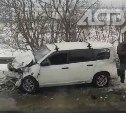 Два автомобиля жёстко столкнулись в метель на юге Сахалина