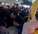"Люди не влезали, ребёнка зажало дверью": южносахалинец рассказал о давке в автобусе