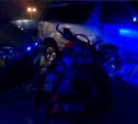 При столкновении снегохода и микроавтобуса в Дальнем погиб мужчина