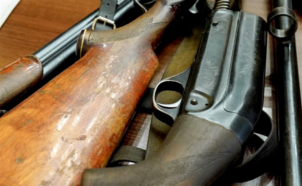 Сахалинцы передали в зону СВО 10 своих охотничьих ружей и карабинов 