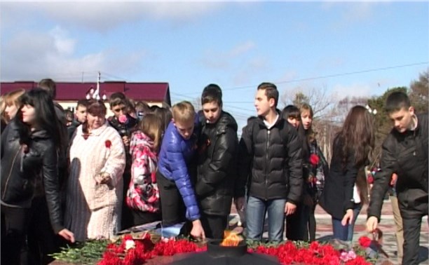 В Южно-Сахалинске дали старт военно-патриотической акции "Вахта памяти" (ФОТО) В Южно-Сахалинске дали старт военно-патриотической акции "Вахта памяти" (ФОТО)