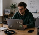 Работа есть, но безработных стало больше: что происходит на рынке труда Сахалина