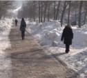 Тротуарная плитка в Южно-Сахалинске «растаяла» вместе со снегом