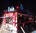Частный дом пострадал во время пожара в Смирных