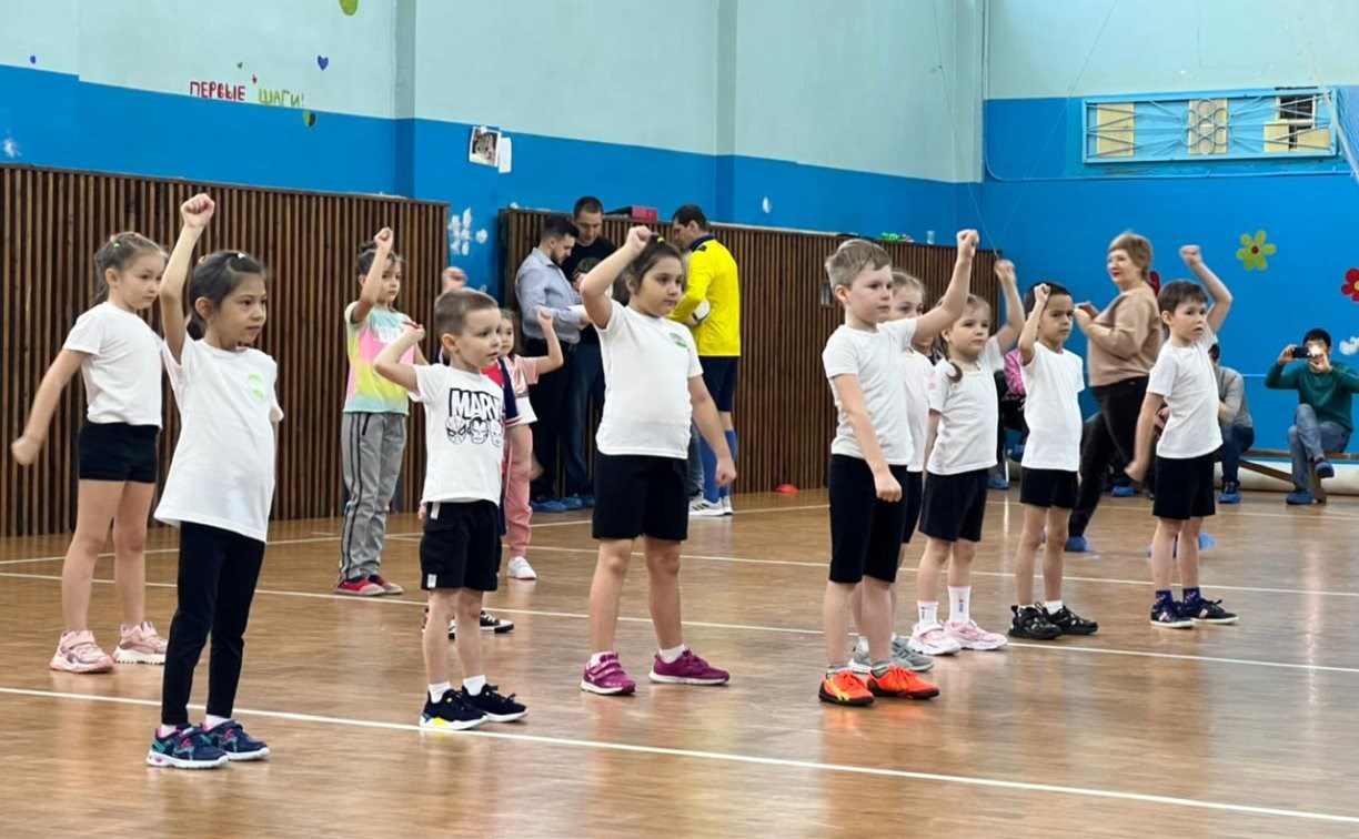 Среди дошколят Южно-Сахалинска определили будущих футбольных чемпионов